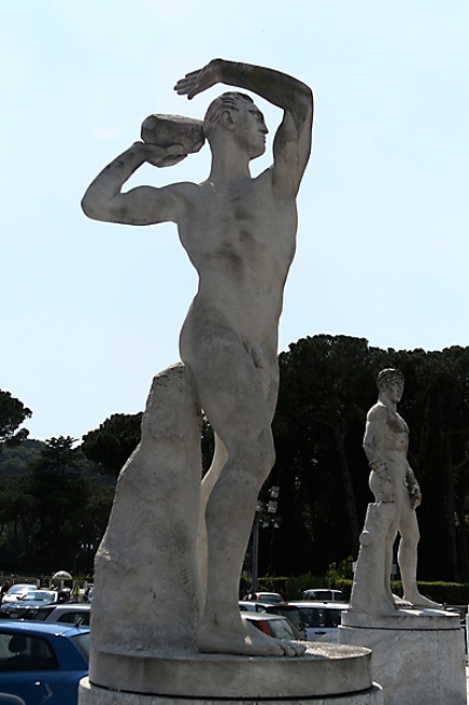 Stadio dei marmi 396